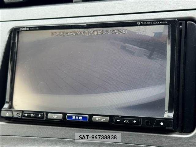 Toyota PRIUS 2012-08 7359385-3