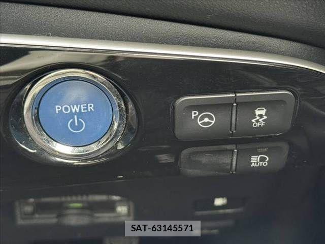 Toyota PRIUS 2018-06 7359358-6