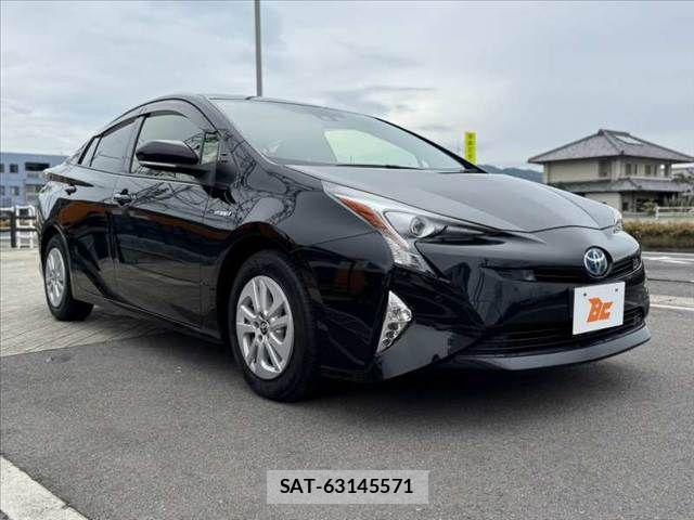 Toyota PRIUS 2018-06 7359358-7
