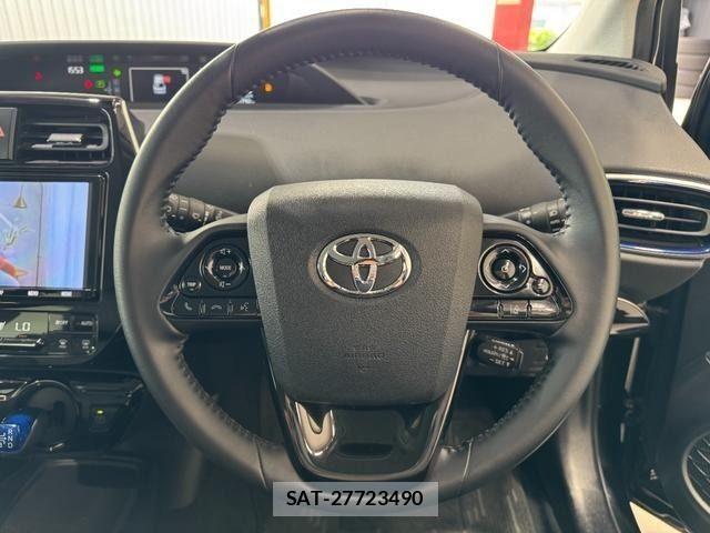 Toyota PRIUS 2021-05 7359339-11