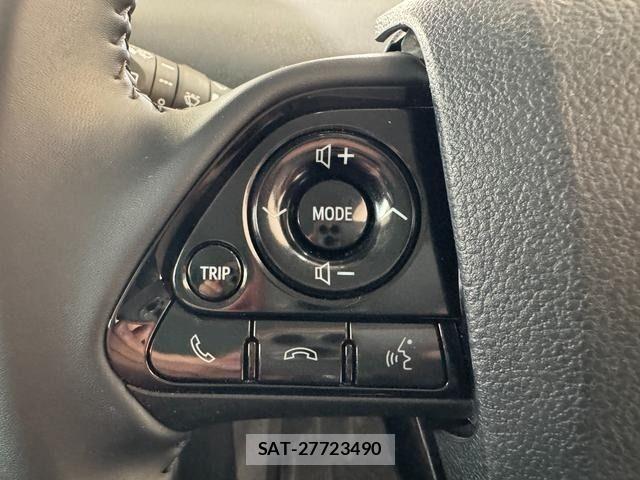 Toyota PRIUS 2021-05 7359339-12