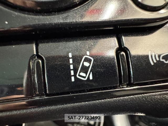 Toyota PRIUS 2021-05 7359339-20