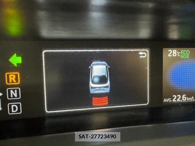Toyota PRIUS 2021-05 7359339-24
