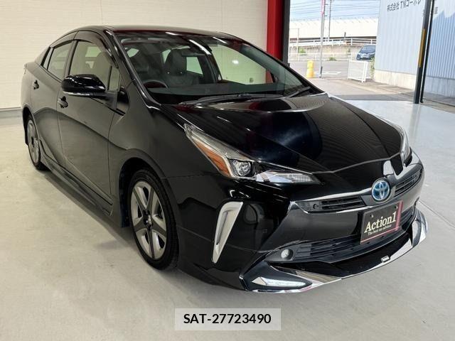 Toyota PRIUS 2021-05 7359339-6