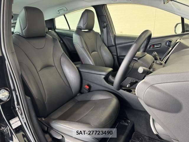 Toyota PRIUS 2021-05 7359339-8