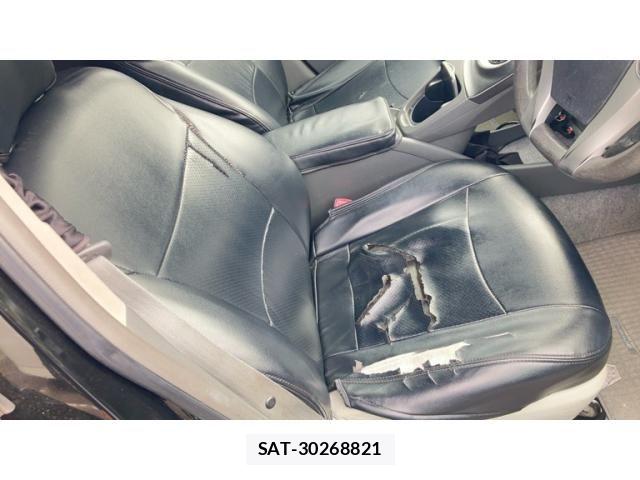 Toyota PRIUS 2010-08 7359403-15