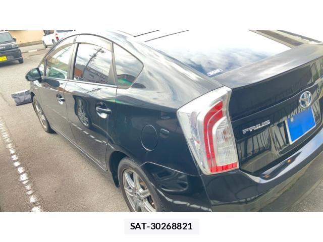 Toyota PRIUS 2010-08 7359403-3
