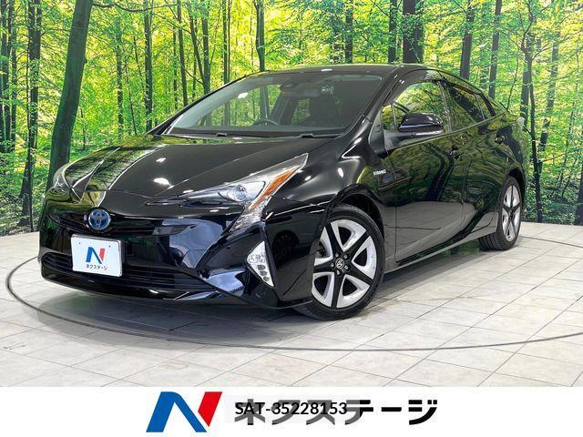 Toyota PRIUS 2016-06 7359351-0