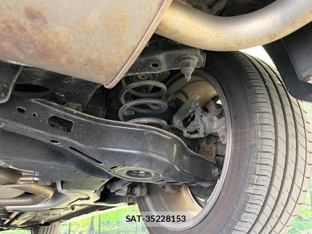 Toyota PRIUS 2016-06 7359351-19