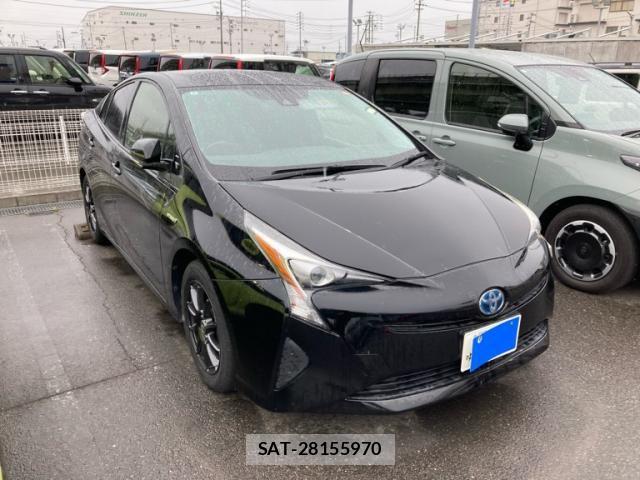Toyota PRIUS 2018-04 7359369-1