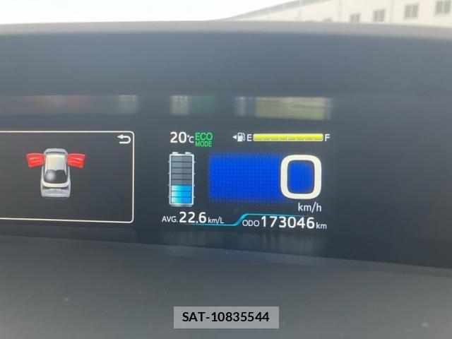 Toyota PRIUS 2019-02 7359362-18