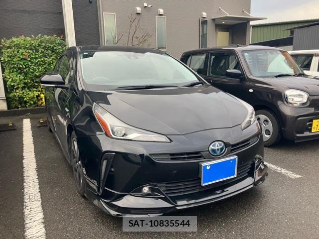 Toyota PRIUS 2019-02 7359362-1
