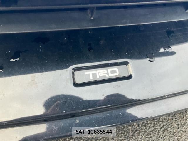 Toyota PRIUS 2019-02 7359362-26