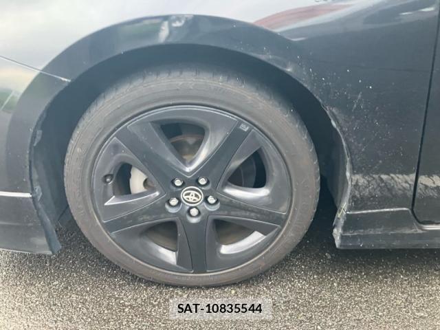 Toyota PRIUS 2019-02 7359362-8