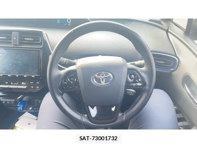 Toyota PRIUS 2020-06 7359347-8