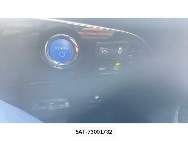 Toyota PRIUS 2020-06 7359347-16