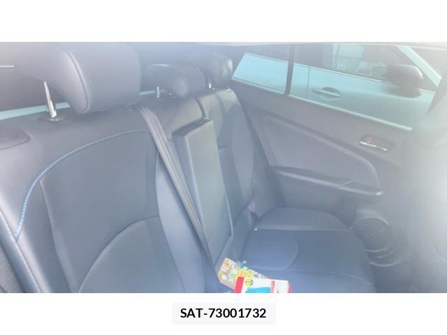 Toyota PRIUS 2020-06 7359347-20