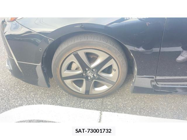 Toyota PRIUS 2020-06 7359347-4