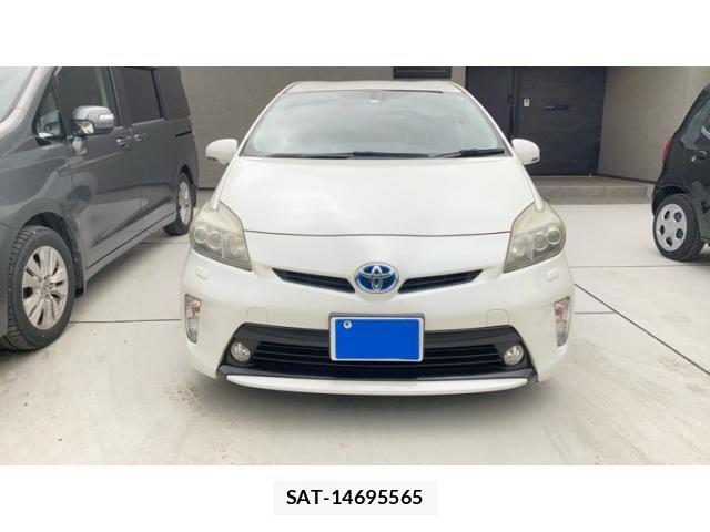 Toyota PRIUS 2013-06 7359365-0