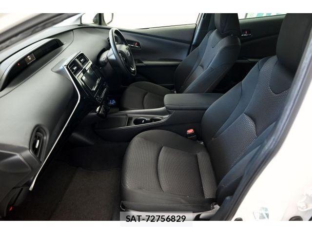 Toyota PRIUS 2021-05 7359349-9