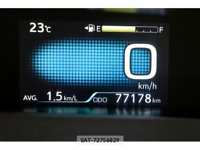 Toyota PRIUS 2021-05 7359349-16