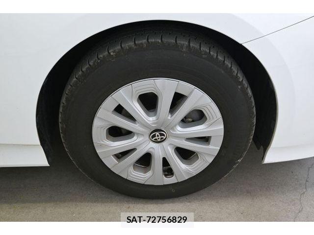 Toyota PRIUS 2021-05 7359349-6