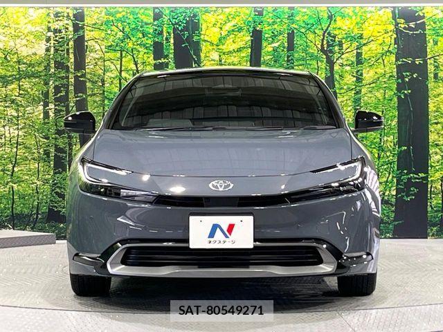 Toyota PRIUS 2023-05 7359322-13
