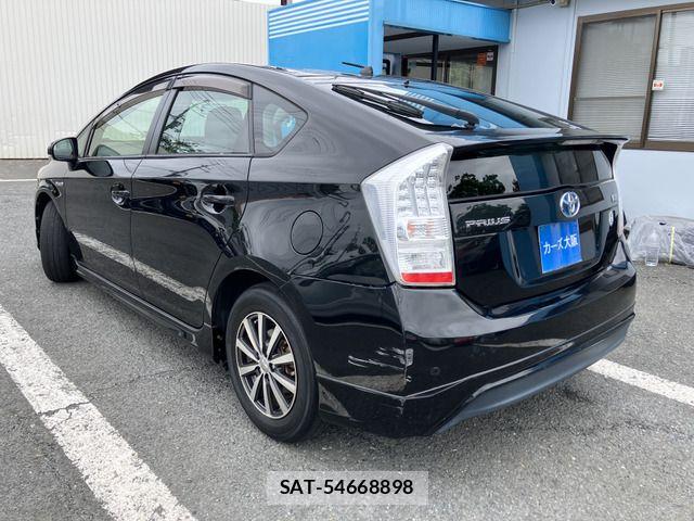 Toyota PRIUS 2011-11 7378968-3
