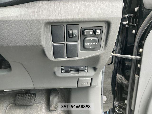 Toyota PRIUS 2011-11 7378968-8