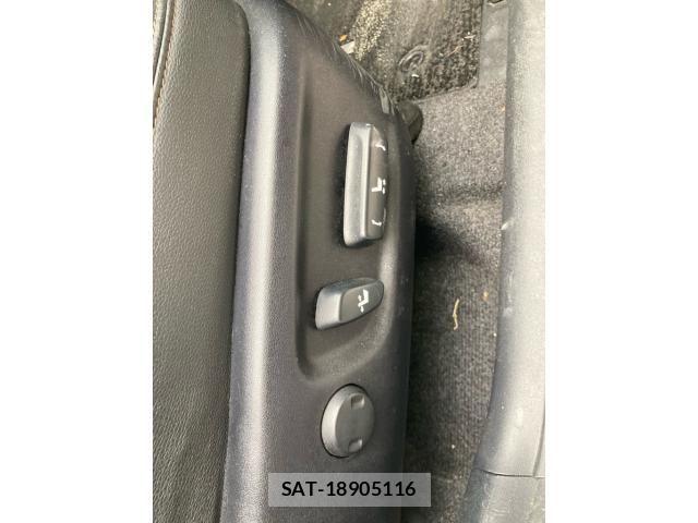 Toyota PRIUS 2013-06 7378969-11