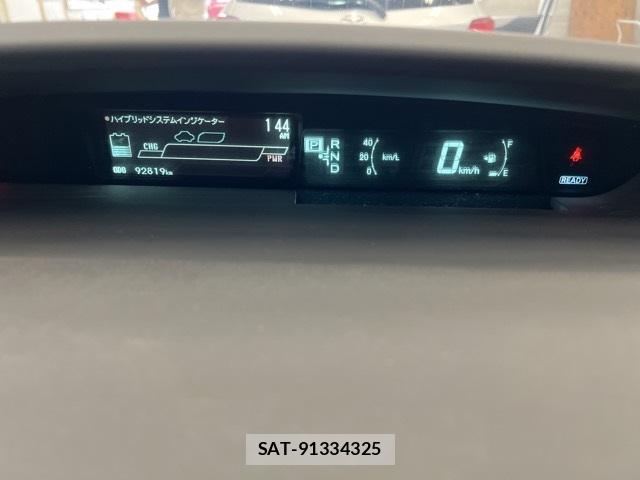 Toyota PRIUS 2012-05 7381563-5