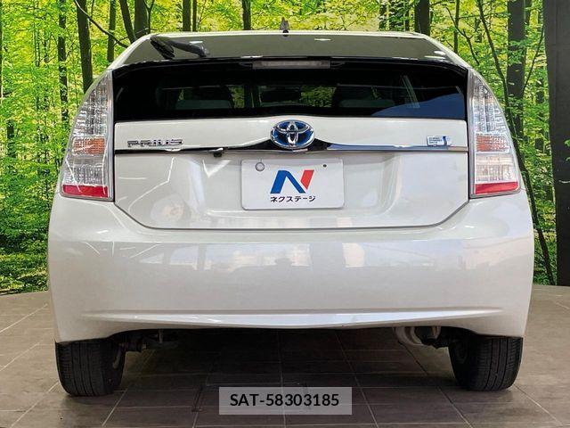 Toyota PRIUS 2010-11 7393638-14