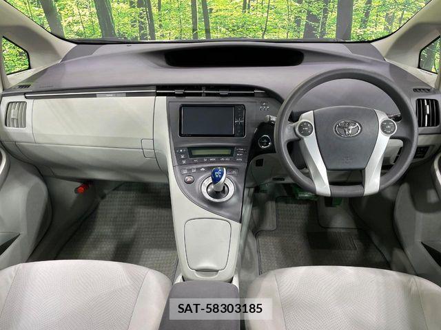 Toyota PRIUS 2010-11 7393638-1