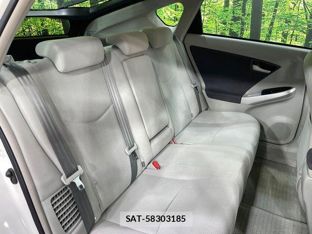 Toyota PRIUS 2010-11 7393638-8
