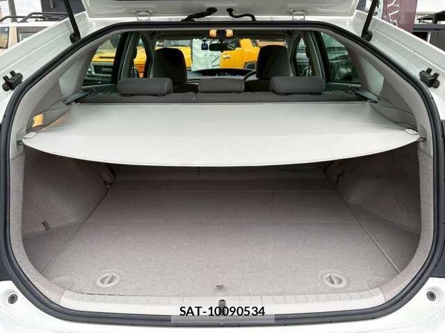 Toyota PRIUS 2011-06 7393647-13