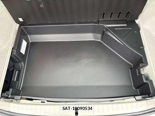 Toyota PRIUS 2011-06 7393647-16