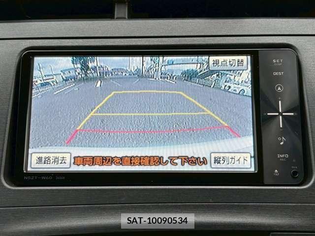 Toyota PRIUS 2011-06 7393647-20