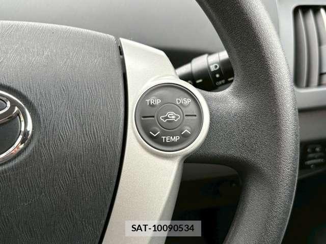 Toyota PRIUS 2011-06 7393647-25