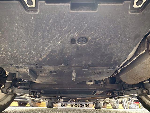 Toyota PRIUS 2011-06 7393647-29