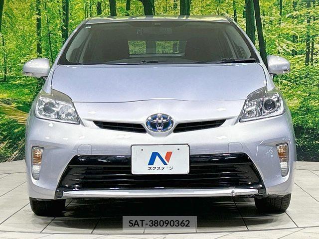 Toyota PRIUS 2013-05 7393648-13