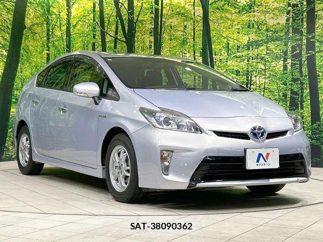 Toyota PRIUS 2013-05 7393648-15