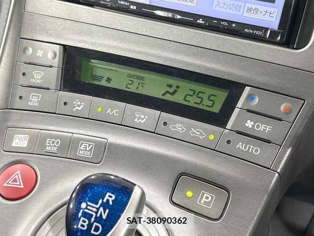 Toyota PRIUS 2013-05 7393648-4