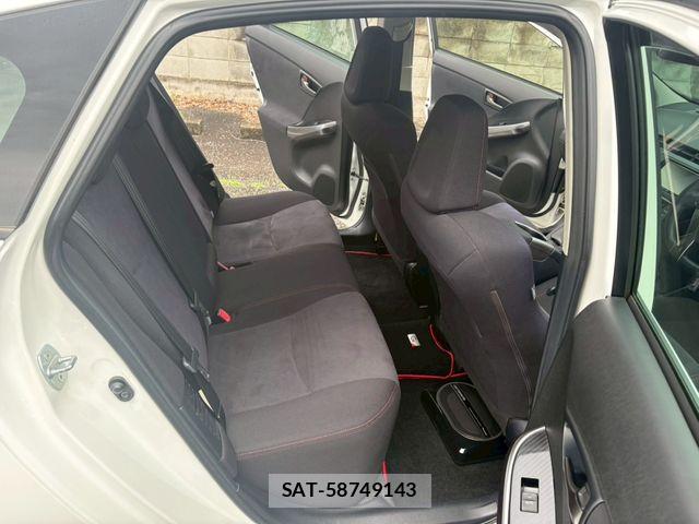 Toyota PRIUS 2013-02 7393637-10