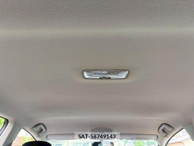 Toyota PRIUS 2013-02 7393637-12