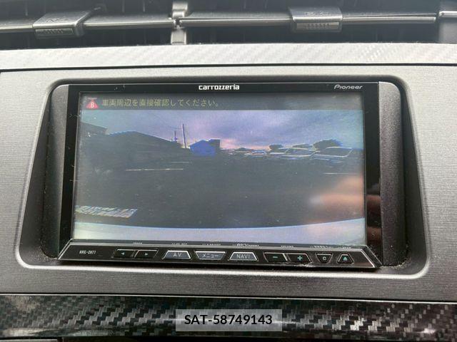 Toyota PRIUS 2013-02 7393637-17