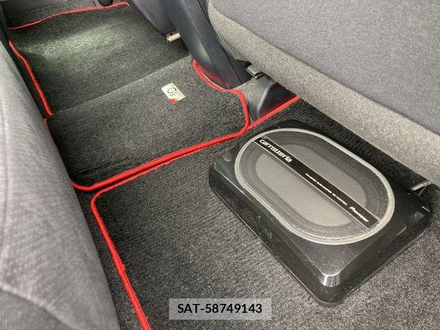 Toyota PRIUS 2013-02 7393637-23