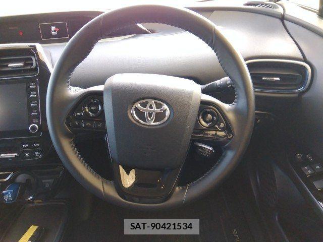 Toyota PRIUS 2021-06 7393571-6