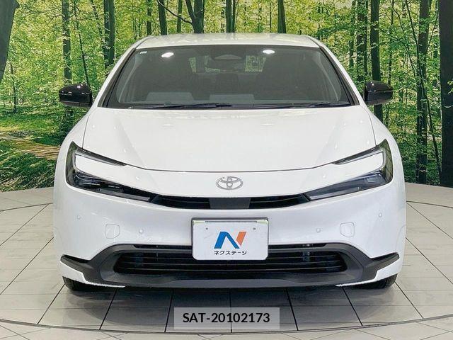 Toyota PRIUS 2023-12 7393569-12