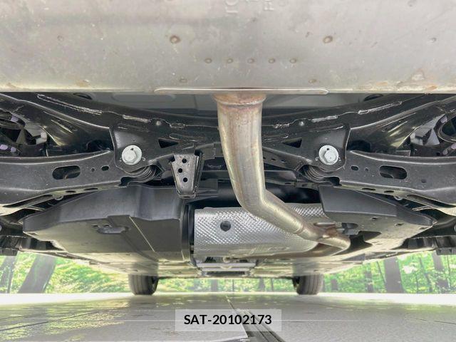 Toyota PRIUS 2023-12 7393569-17