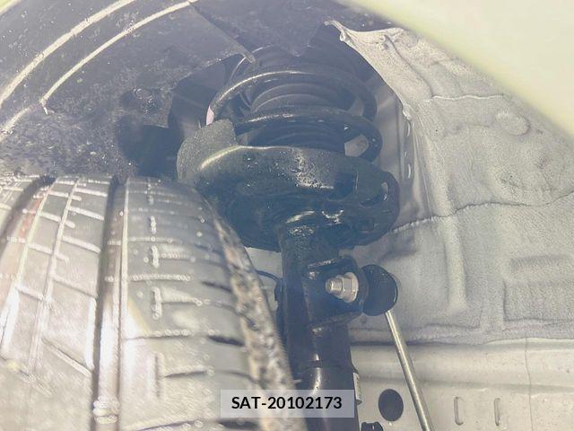 Toyota PRIUS 2023-12 7393569-18